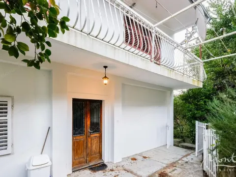 Prodaja, kuća, 333m², Kostanjica, Kotor - image 19