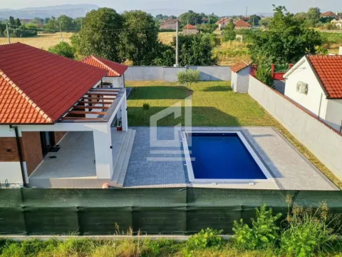 Prodaja, kuća, 200m², Podgorica, Crna Gora - image 18