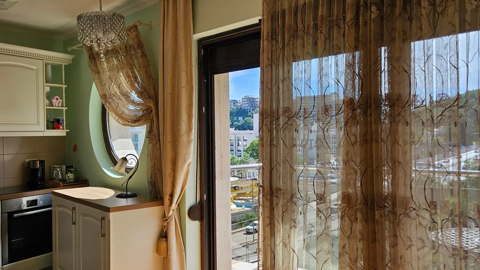Izdavanje, jednosoban stan, 43m², Boreti, Budva