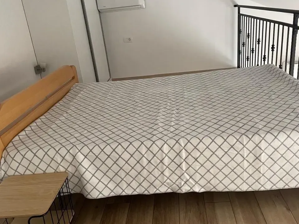 Izdavanje, jednosoban stan, 45m², Centar, Tivat