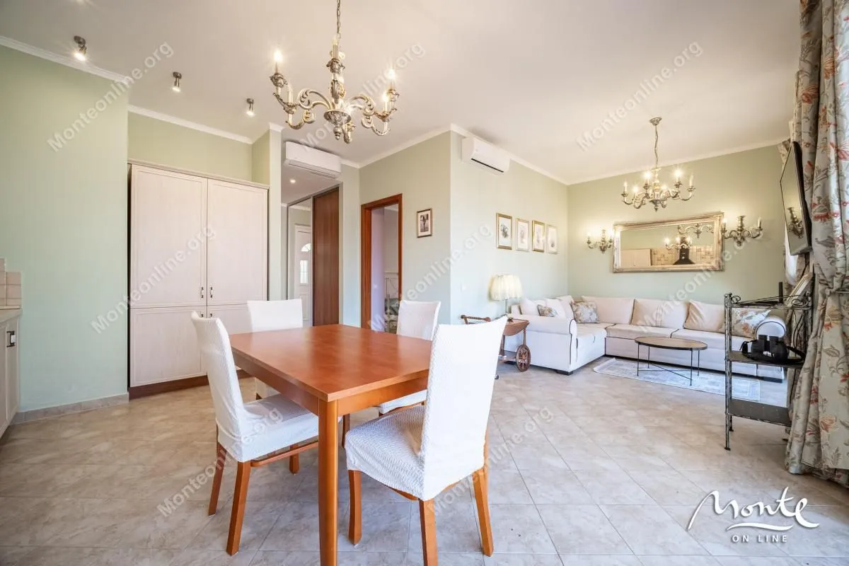 Prodaja, jednosoban stan, 63m², Orahovac, Kotor
