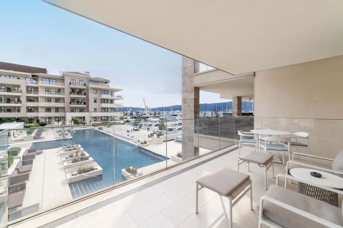Prodaja, jednosoban stan, 81m², Tivat, Crna Gora