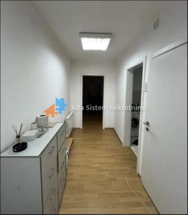 Rent, house, 400m², Voždovac Sve Podlokacije, Beograd