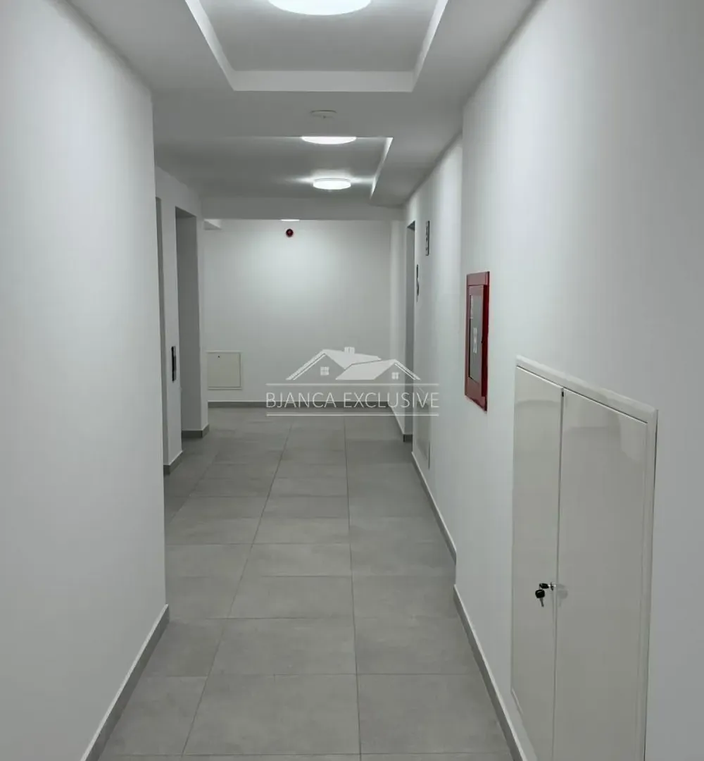 Prodaja, trosoban stan, 66m², Zemun Gornji Grad, Zemun Sve Podlokacije