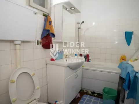 Prodaja, trosoban stan, 76m², Brace Jerković, Voždovac Sve Podlokacije - image 8