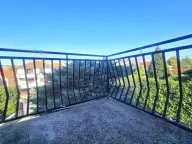 Izdavanje, kuća, 390m², Zagorič, Podgorica - image 28