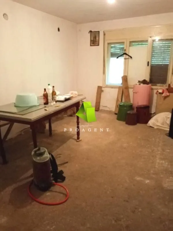 Prodaja, kuća, 280m², Palilula, Niš