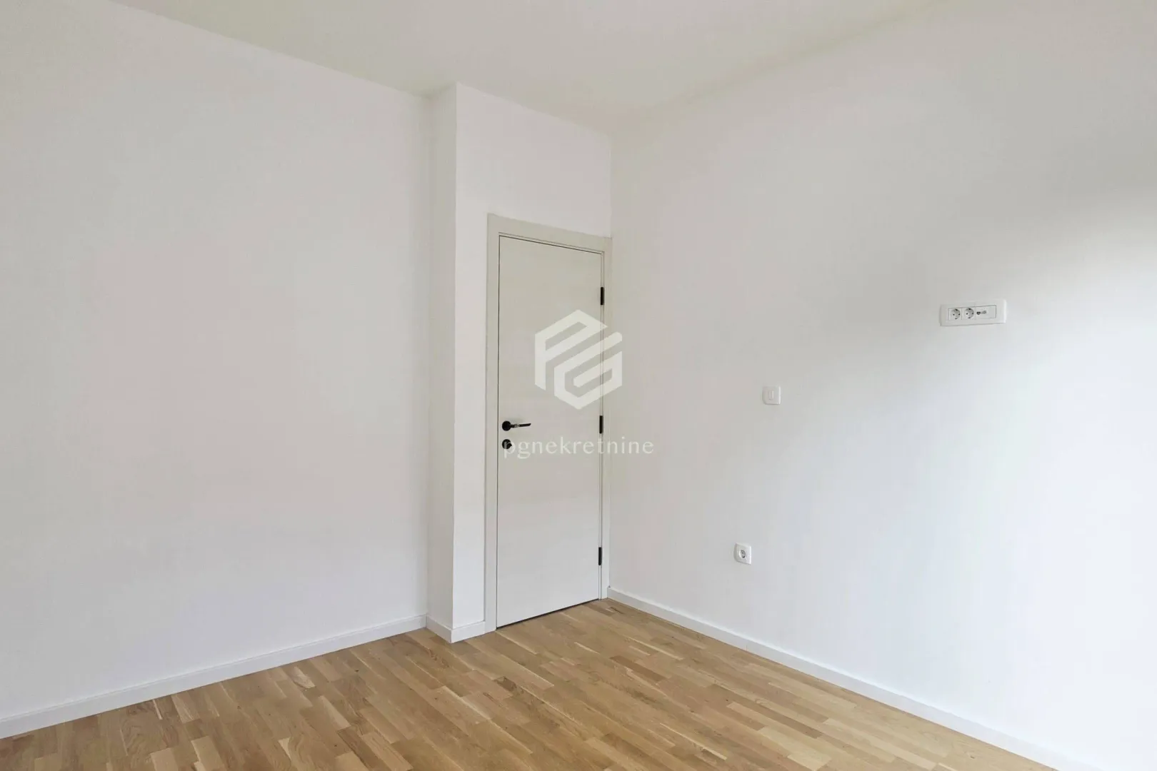 Rent, two bedroom apartment, 64m², Stari Aerodrom, Podgorica