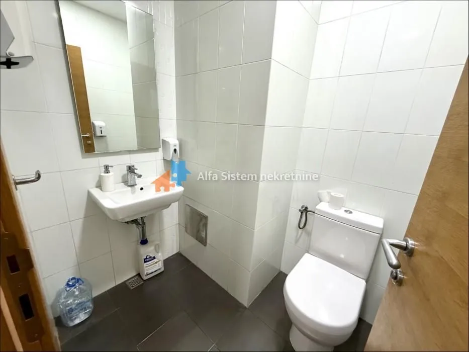 Rent, office space, 200m², Novi Beograd Sve Podlokacije, Beograd