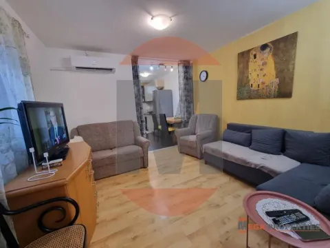 Prodaja, jednosoban stan, 40m², Zemun Centar, Zemun Sve Podlokacije - image 1