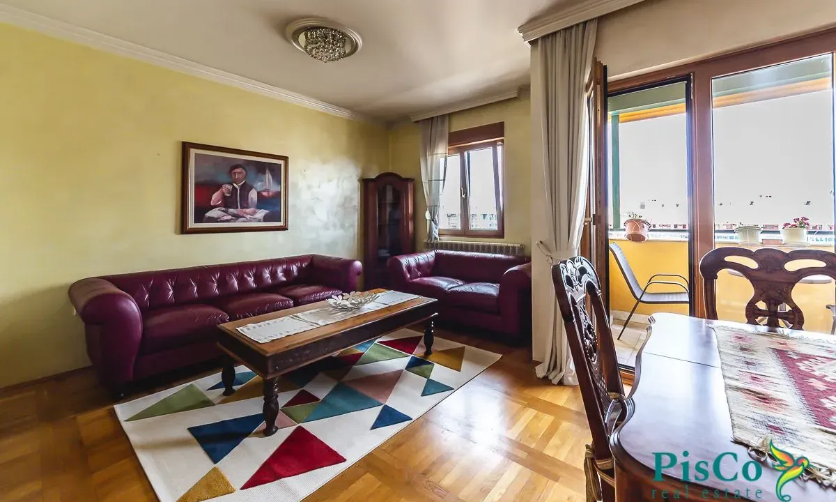 Izdavanje, dvosoban stan, 90m², Preko Morače, Podgorica