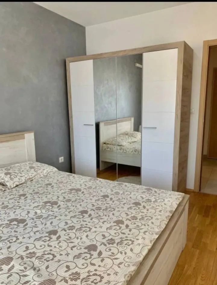 Rent, one bedroom apartment, 45m², Stari Aerodrom, Podgorica