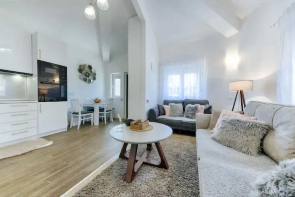 Rent, house, 50m², Župci, Bar