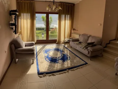 Prodaja, kuća, 230m², Dobrota, Kotor - image 1