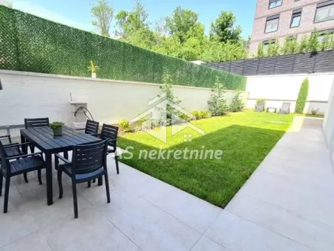 Izdavanje, stan, 240m², Savski Venac, Beograd - image 20
