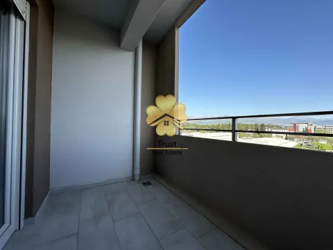 Izdavanje, dvosoban stan, 70m², Central Point, Podgorica - image 12