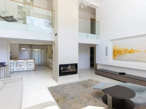 Prodaja, kuća, 423m², Tivat, Crna Gora - image 7