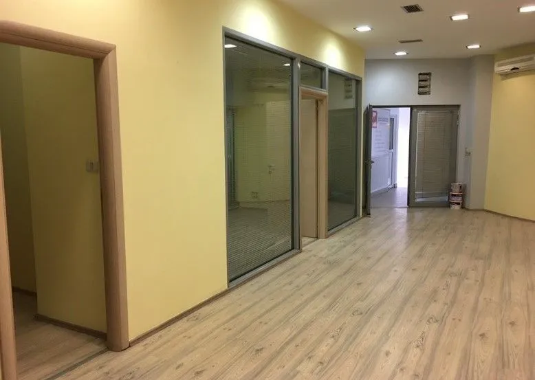 Sale, office space, 55m², Preko Morače, Podgorica