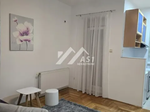 Izdavanje, stan, 24m², Sajam, Novi Sad Sve Podlokacije - image 3