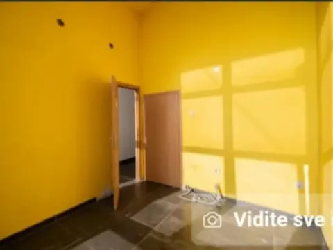 Rent, office space, 12m², Podgorica, Crna Gora - image 2