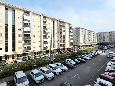 Izdavanje, jednosoban stan, 47m², City Kvart, Podgorica - image 13