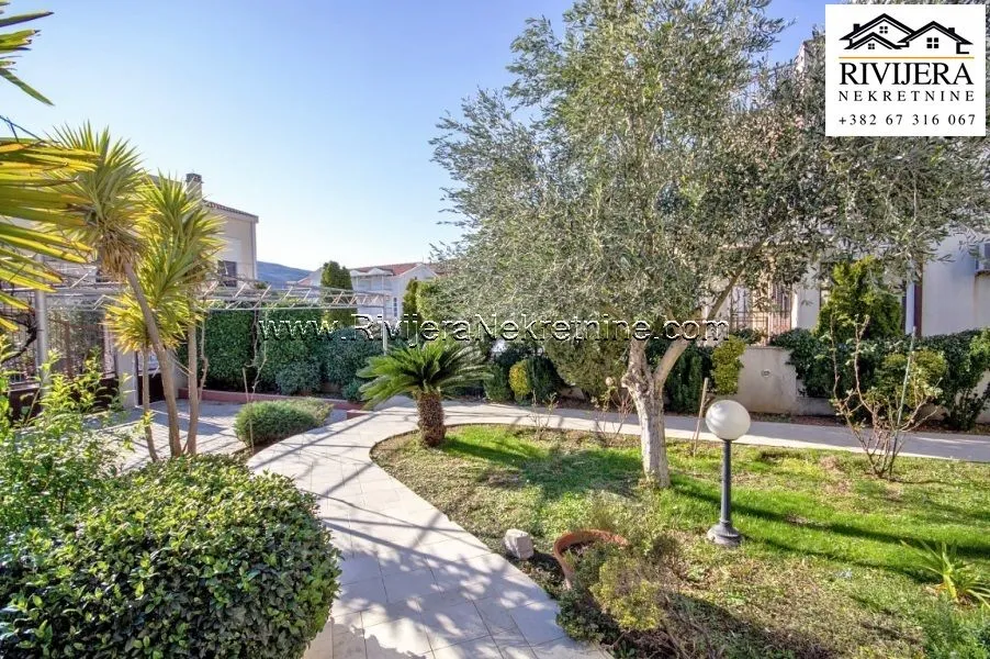 Prodaja, kuća, 330m², Đenovići, Herceg Novi
