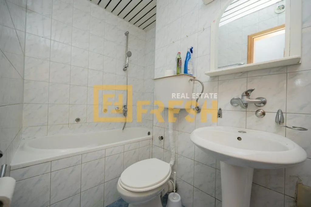 Sale, two bedroom apartment, 84m², Stari Aerodrom, Podgorica