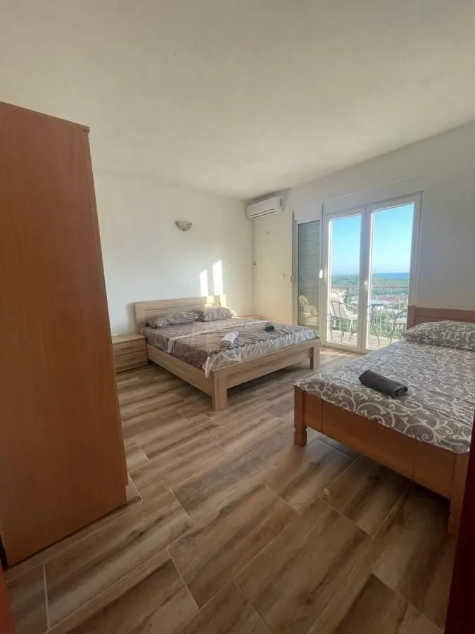 Sale, house, 360m², Sutomore, Bar