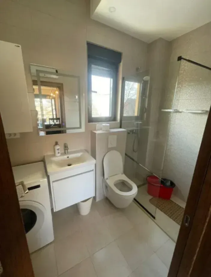 Izdavanje, stan, 50m², Mažina, Tivat