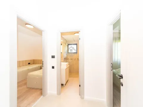 Izdavanje, dvosoban stan, 64m², Zabjelo, Podgorica - image 12