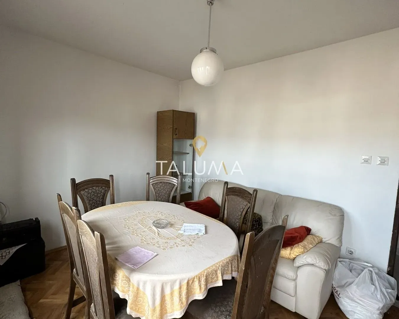 Prodaja, kuća, 195m², Cetinje, Crna Gora