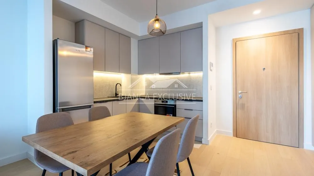 Prodaja, dvosoban stan, 54m², Savski Venac, Beograd