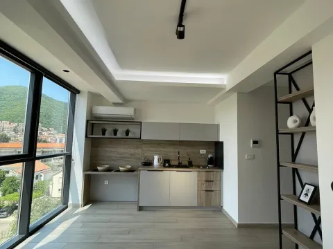 Rent, studio apartment, 30m², Budva, Crna Gora - image 3