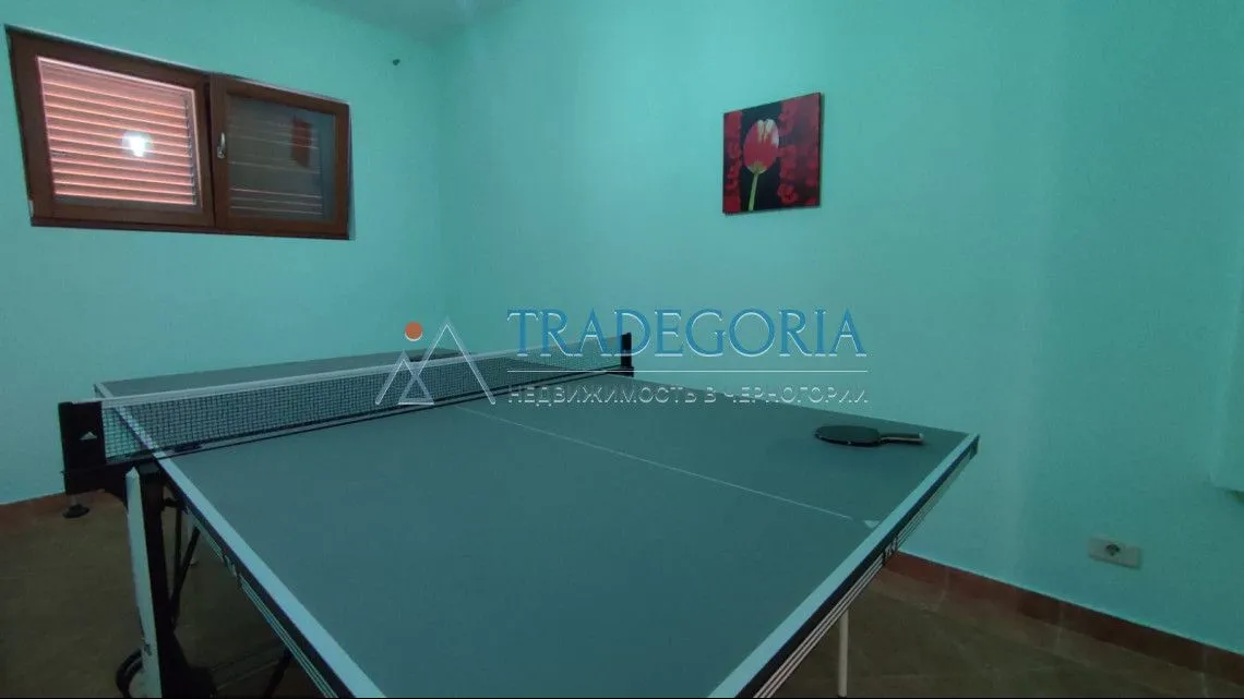 Prodaja, kuća, 400m², Bar, Crna Gora