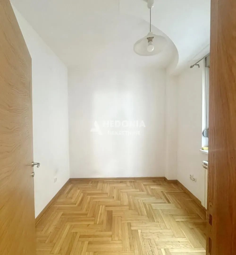 Sale, two bedroom apartment, 57m², Đeram Pijaca, Beograd