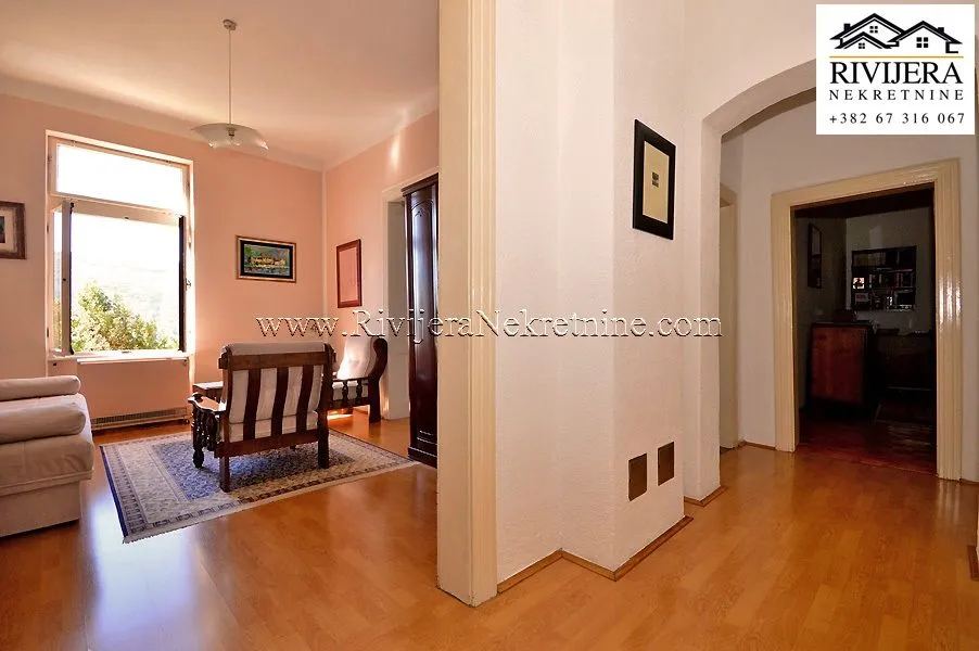 Prodaja, četvorosoban stan, 177m², Centar, Herceg Novi