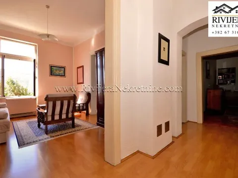 Prodaja, četvorosoban stan, 177m², Centar, Herceg Novi - image 27
