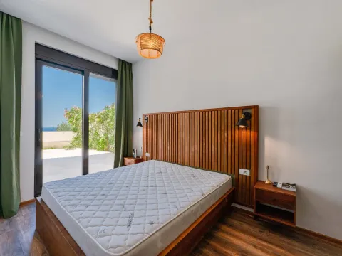 Sale, one bedroom apartment, 54m², Petrovac, Budva - image 9