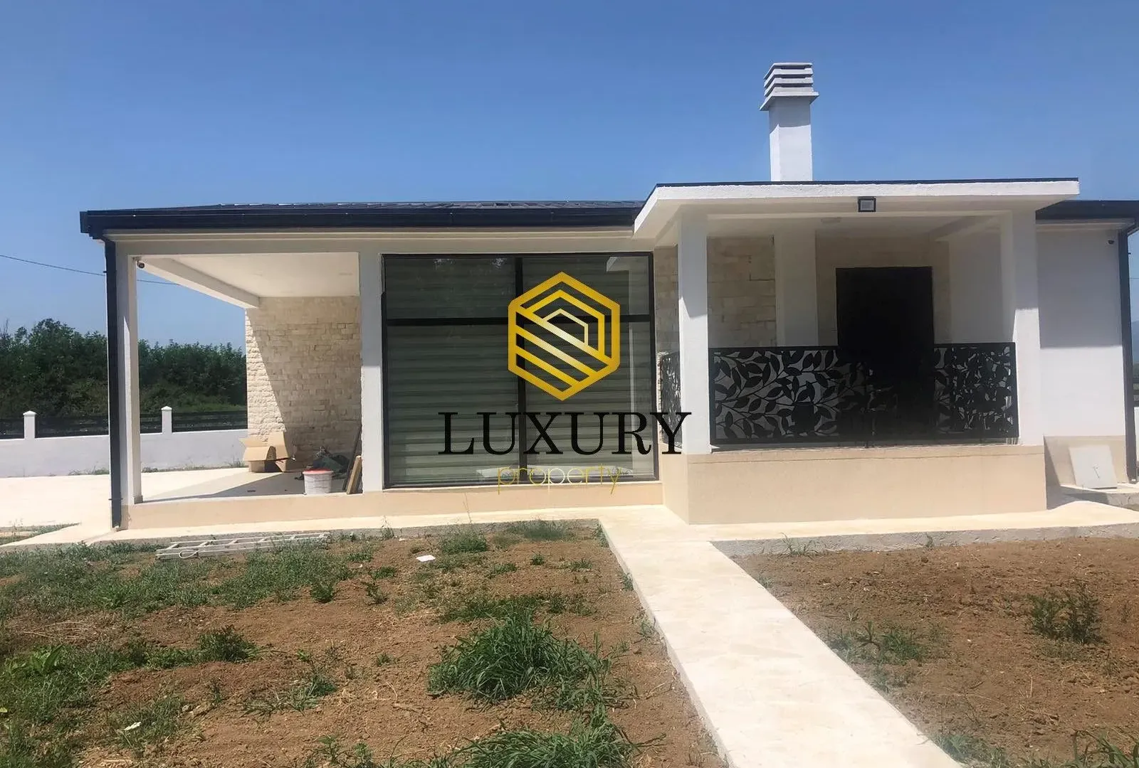 Izdavanje, kuća, 140m², Velje Brdo, Podgorica