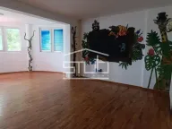 Izdavanje, kuća, 200m², Filmski Grad, Beograd - image 1