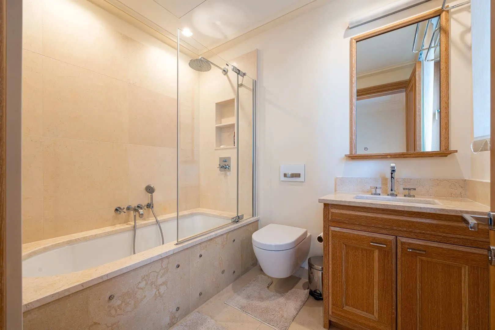 Prodaja, dvosoban stan, 107m², Porto Montenegro, Tivat