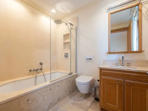 Prodaja, dvosoban stan, 107m², Porto Montenegro, Tivat - image 8