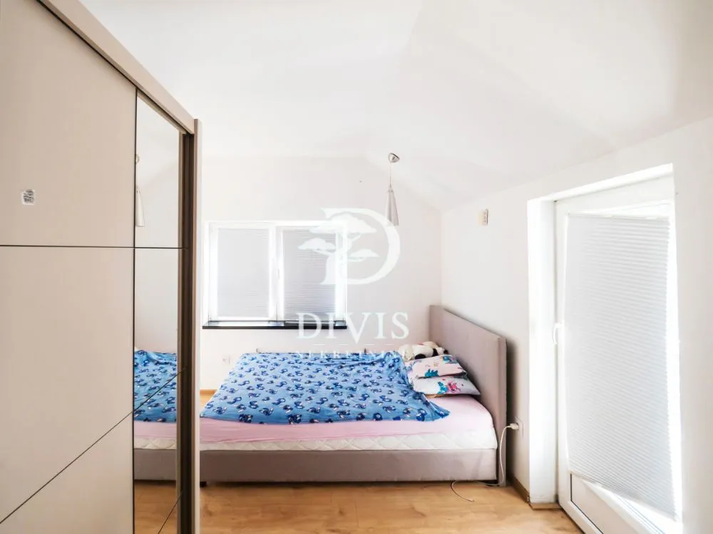 Prodaja, četvorosoban stan, 94m², Lion, Zvezdara Sve Podlokacije
