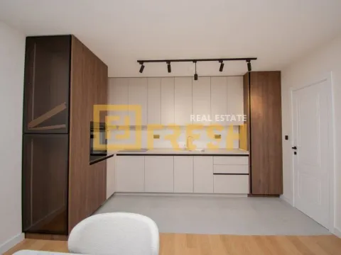 Izdavanje, trosoban stan, 121m², Gorica C, Podgorica - image 6