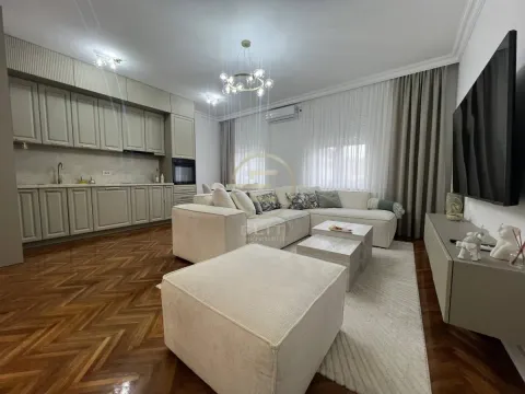 Prodaja, trosoban stan, 78m², Centar, Novi Sad - image 2