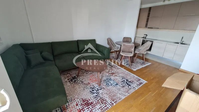 Izdavanje, dvosoban stan, 68m², City Kvart, Podgorica