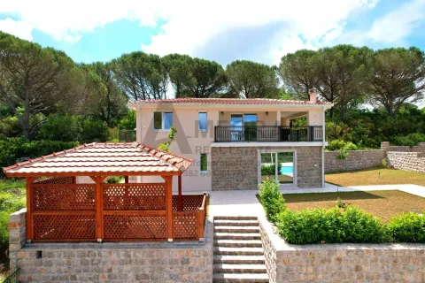 Rent, house, 185m², Zagora, Kotor - image 6