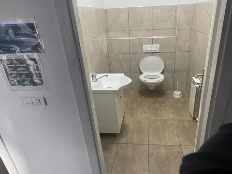 Rent, office space, 1440m², Stara Pazova, Srbija - image 9