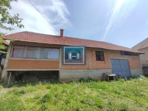 Prodaja, kuća, 165m2, Popovnjak, Despotovac Prodaja, kuća, 165m2, Popovnjak, Despotovac