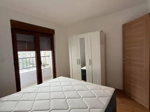 Rent, one bedroom apartment, 38m², Stari Aerodrom, Podgorica - image 2